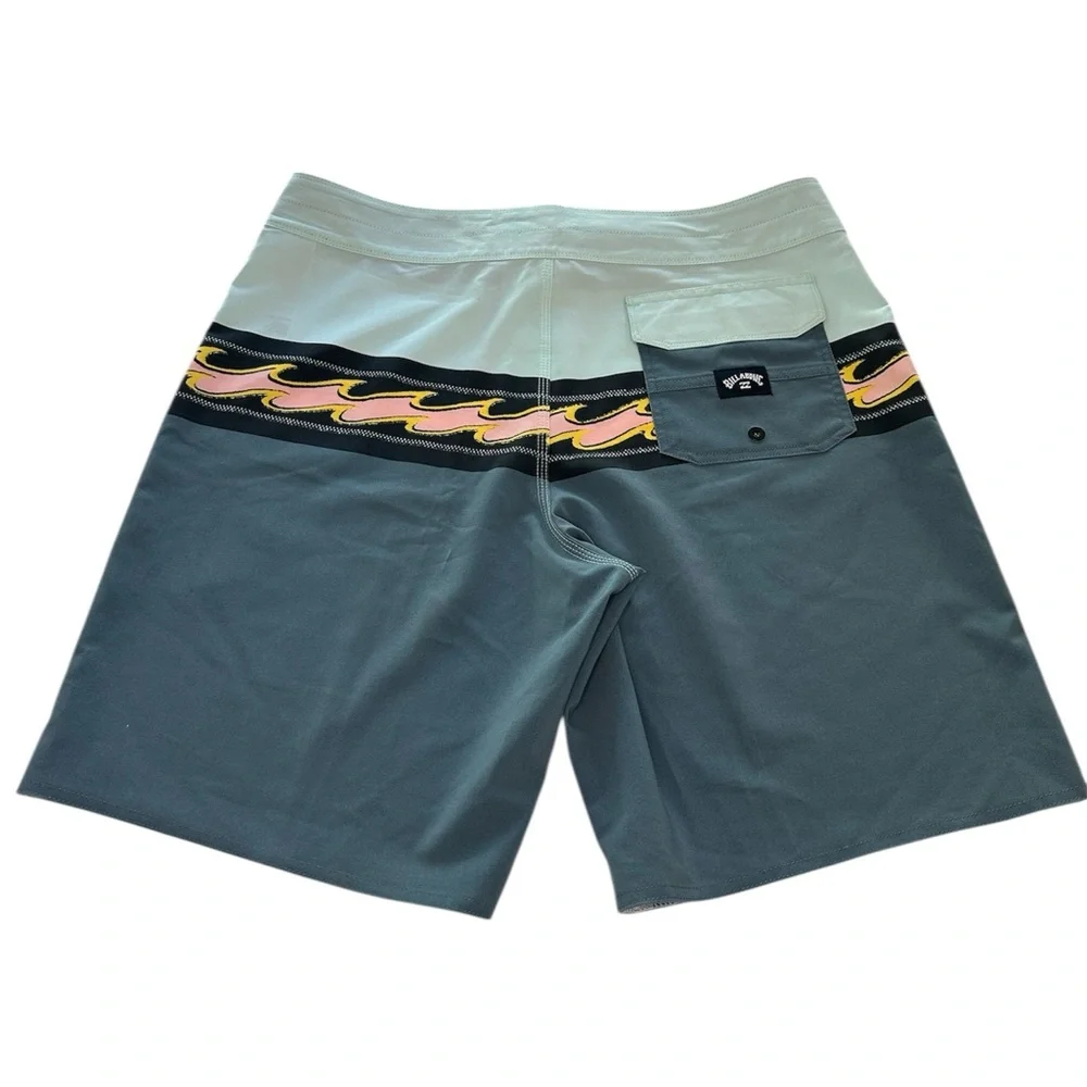 Billabong Board Shorts Swim Trunks Recycler Momentum Pro NWT Mens Size 32 Waist